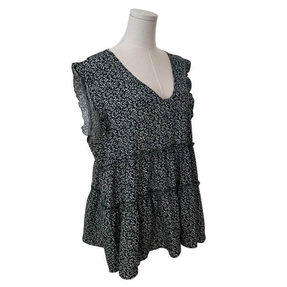 Women's 2X Green Floral Cap Sleeve Tiered PLUS Curvy Casual Relaxed Soft Blouse - Picture 4 of 7